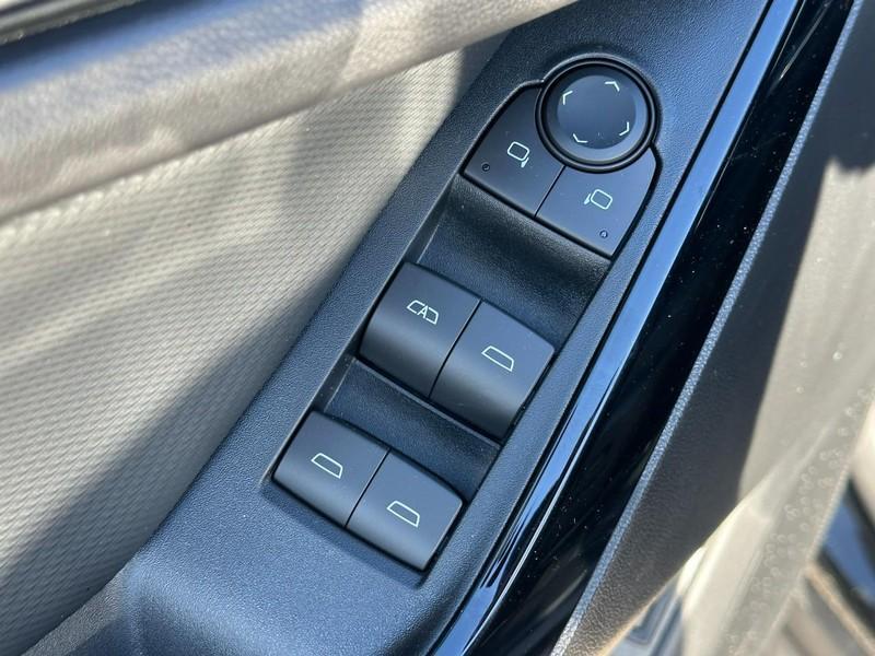 new 2026 Chevrolet Equinox car, priced at $29,310