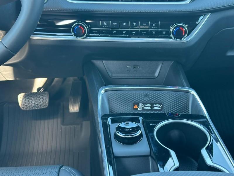 new 2026 Chevrolet Equinox car, priced at $29,310