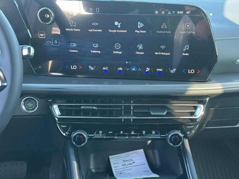 new 2026 Chevrolet Traverse car, priced at $40,370