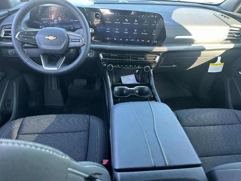 new 2026 Chevrolet Traverse car, priced at $40,370