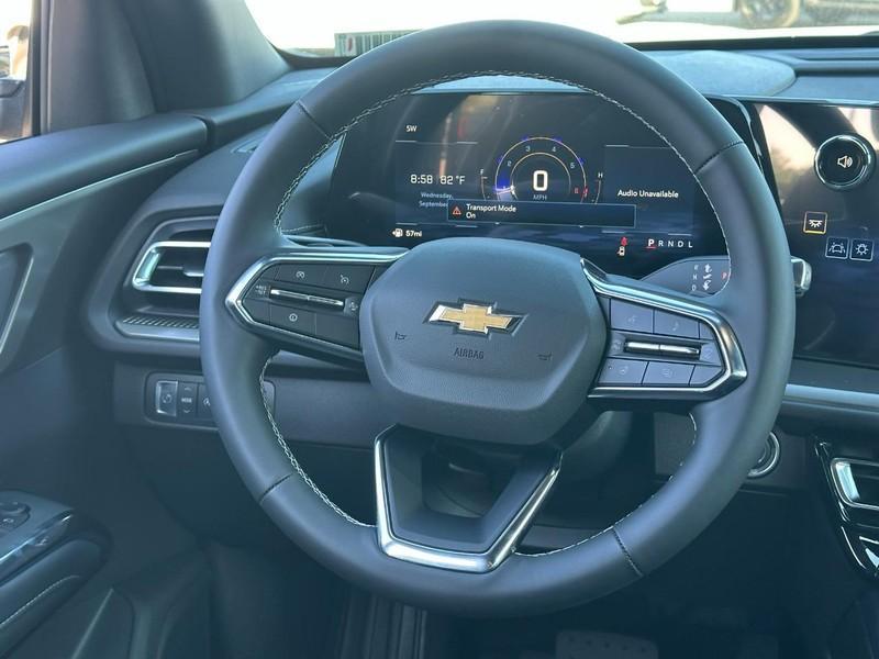 new 2026 Chevrolet Traverse car, priced at $40,370