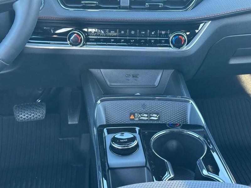 new 2026 Chevrolet Equinox car, priced at $34,555