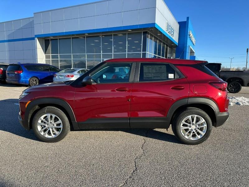 new 2025 Chevrolet TrailBlazer car, priced at $23,142