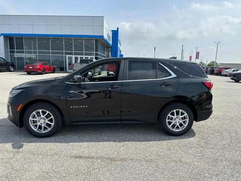 new 2024 Chevrolet Equinox car, priced at $26,465