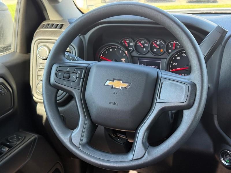 new 2025 Chevrolet Silverado 1500 car, priced at $36,670
