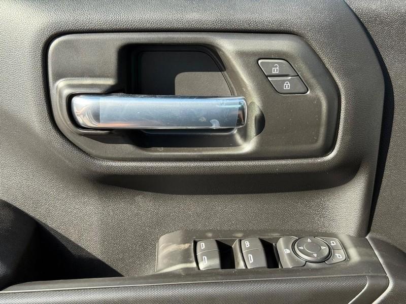 new 2025 Chevrolet Silverado 1500 car, priced at $36,670