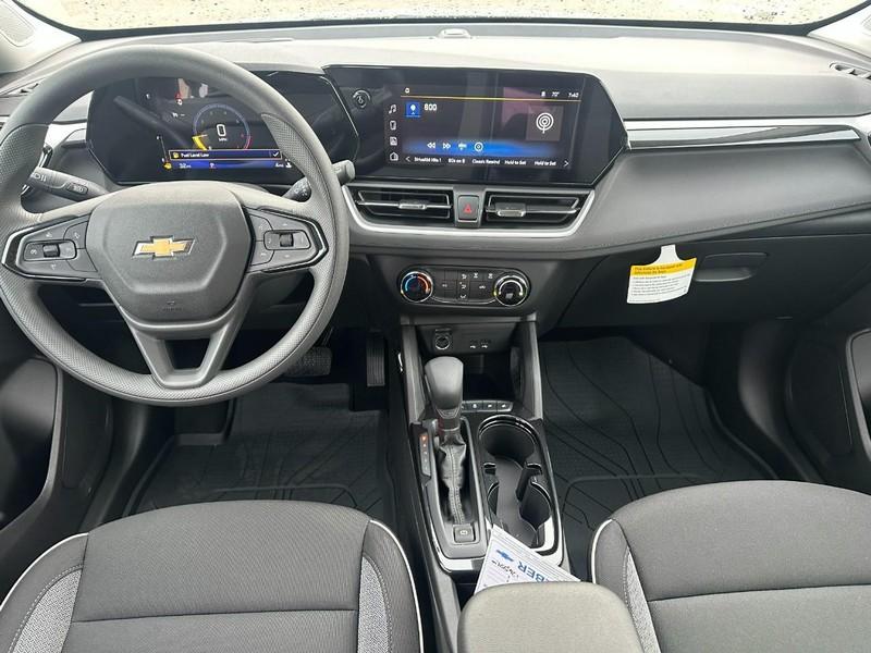 new 2026 Chevrolet TrailBlazer car, priced at $23,405