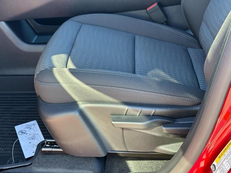 new 2026 Chevrolet Equinox car, priced at $30,140