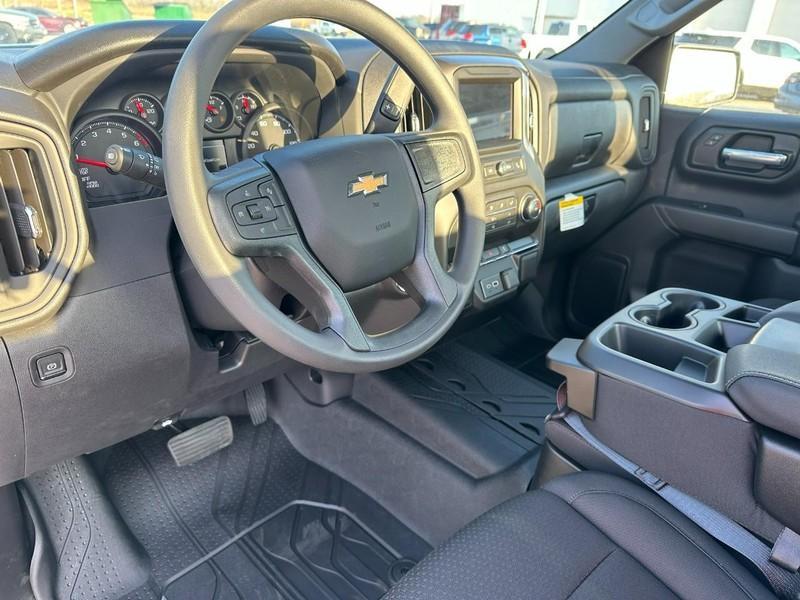 new 2026 Chevrolet Silverado 1500 car, priced at $33,460