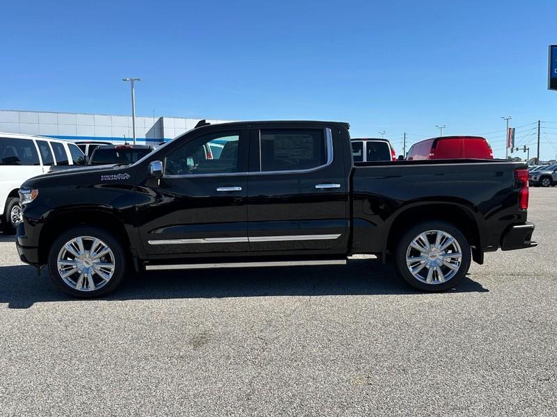 new 2025 Chevrolet Silverado 1500 car, priced at $71,805