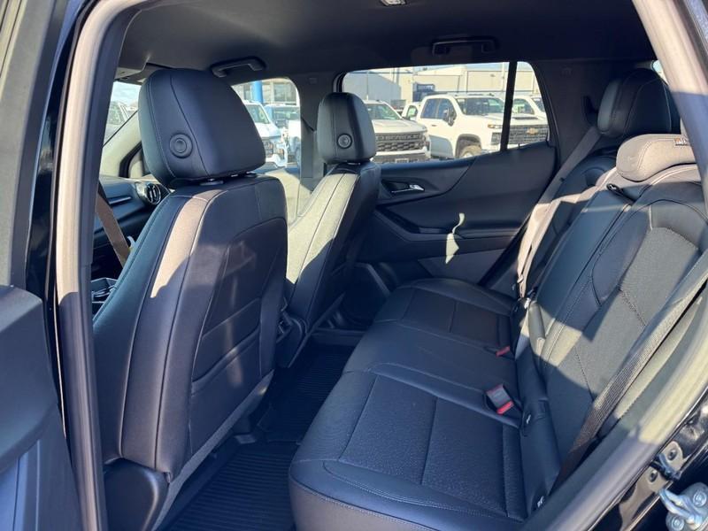 new 2026 Chevrolet Equinox car, priced at $30,355