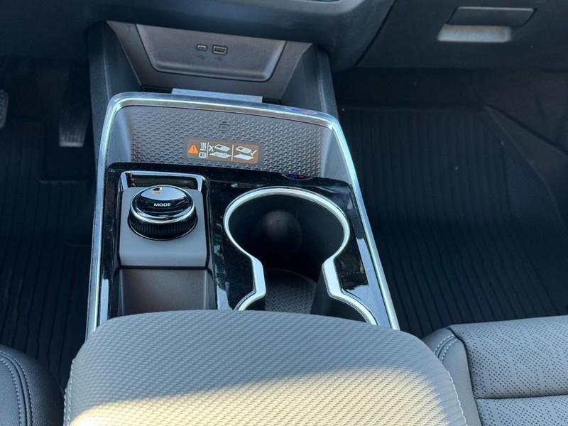 new 2026 Chevrolet Equinox car, priced at $30,355