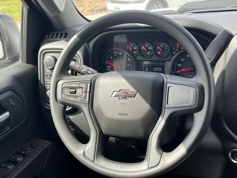 new 2025 Chevrolet Silverado 1500 car, priced at $46,740