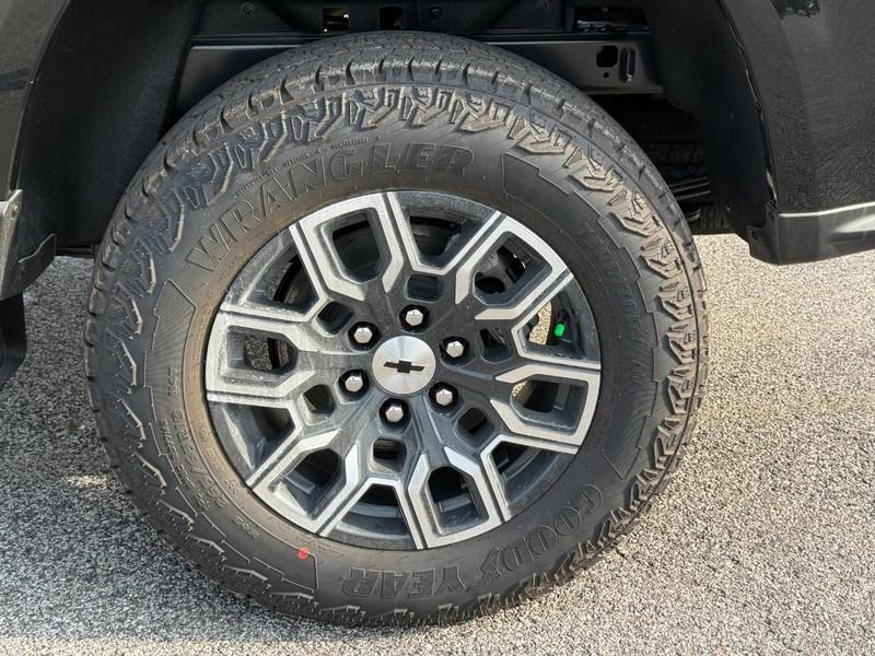 new 2026 Chevrolet Colorado car, priced at $41,760