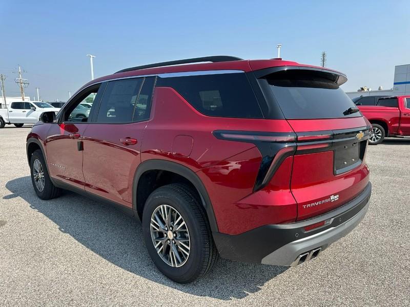 new 2025 Chevrolet Traverse car, priced at $40,040