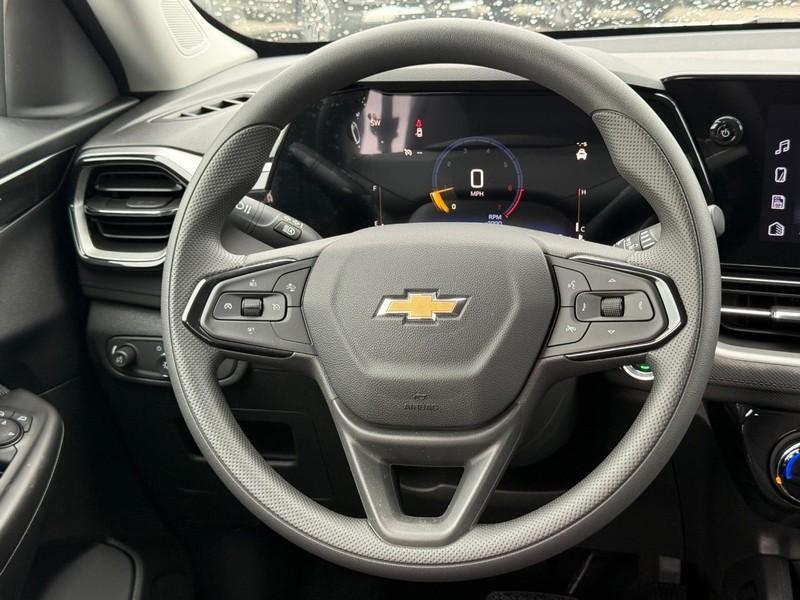 new 2026 Chevrolet TrailBlazer car, priced at $24,700