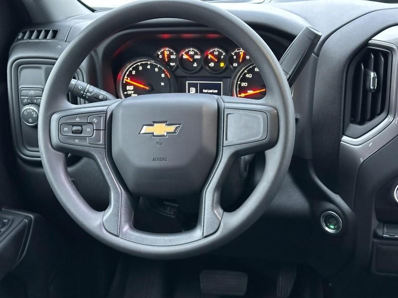 new 2025 Chevrolet Silverado 1500 car, priced at $35,525