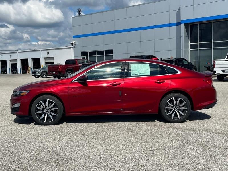 new 2025 Chevrolet Malibu car, priced at $26,990