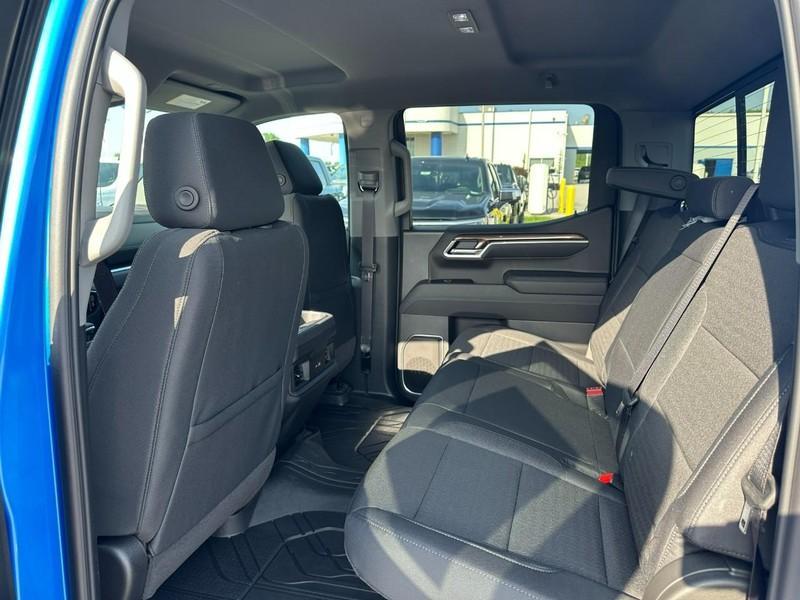 new 2025 Chevrolet Silverado 1500 car, priced at $48,020