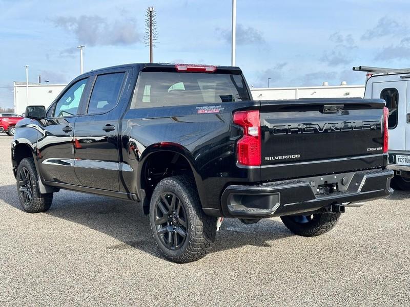 new 2025 Chevrolet Silverado 1500 car, priced at $45,740