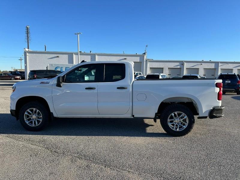 new 2025 Chevrolet Silverado 1500 car, priced at $44,990