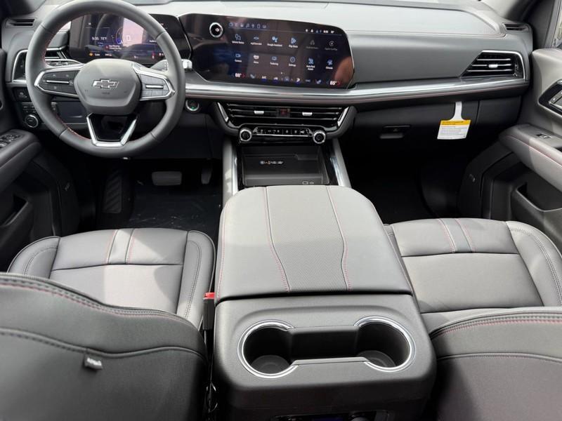 new 2025 Chevrolet Suburban car, priced at $71,875