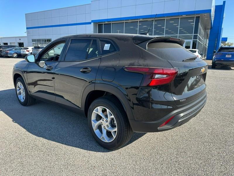 new 2026 Chevrolet Trax car, priced at $23,005