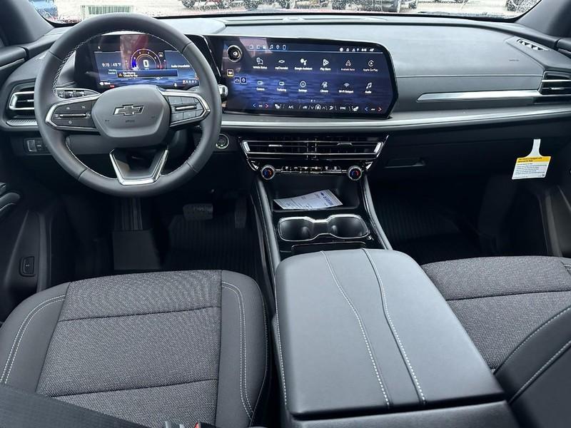 new 2026 Chevrolet Traverse car, priced at $42,125