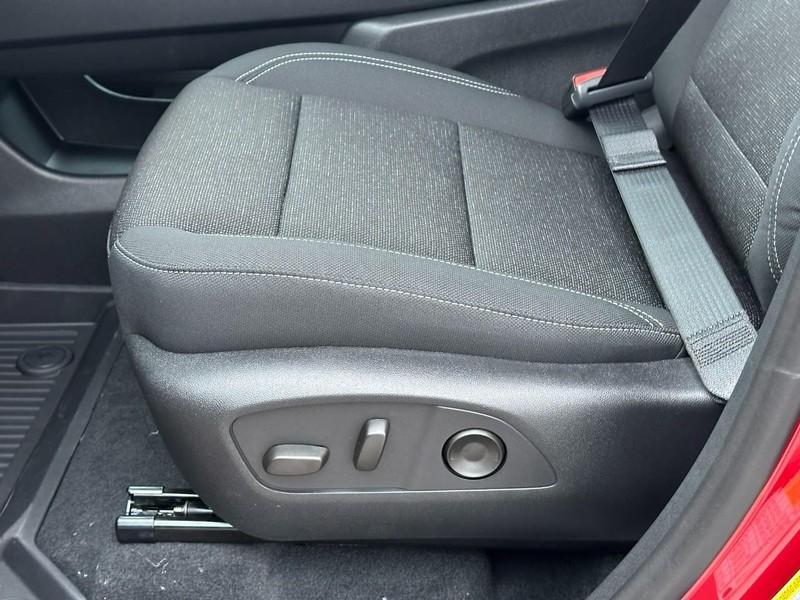 new 2026 Chevrolet Traverse car, priced at $42,125