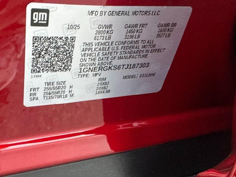 new 2026 Chevrolet Traverse car, priced at $42,125