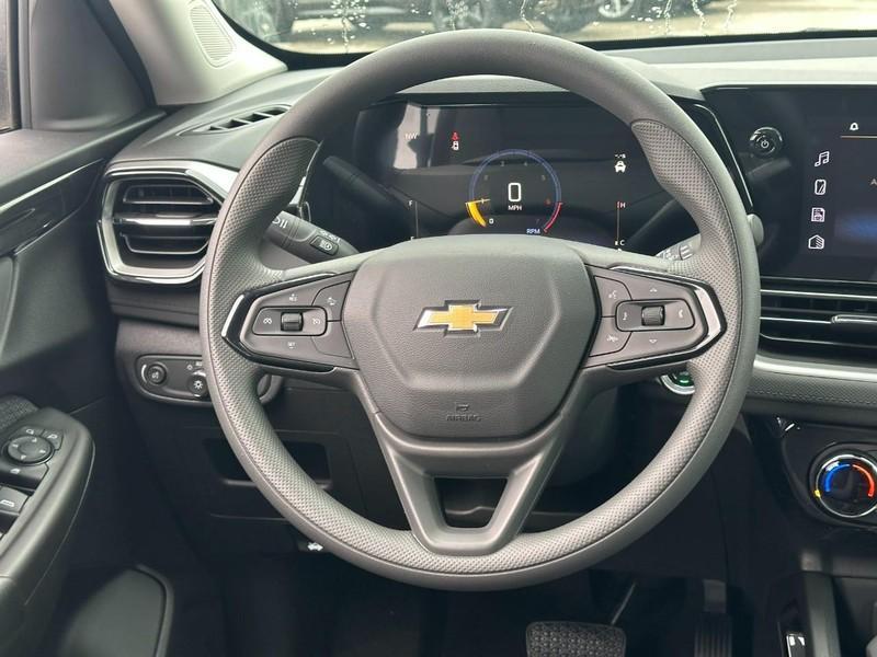 new 2026 Chevrolet TrailBlazer car, priced at $26,305