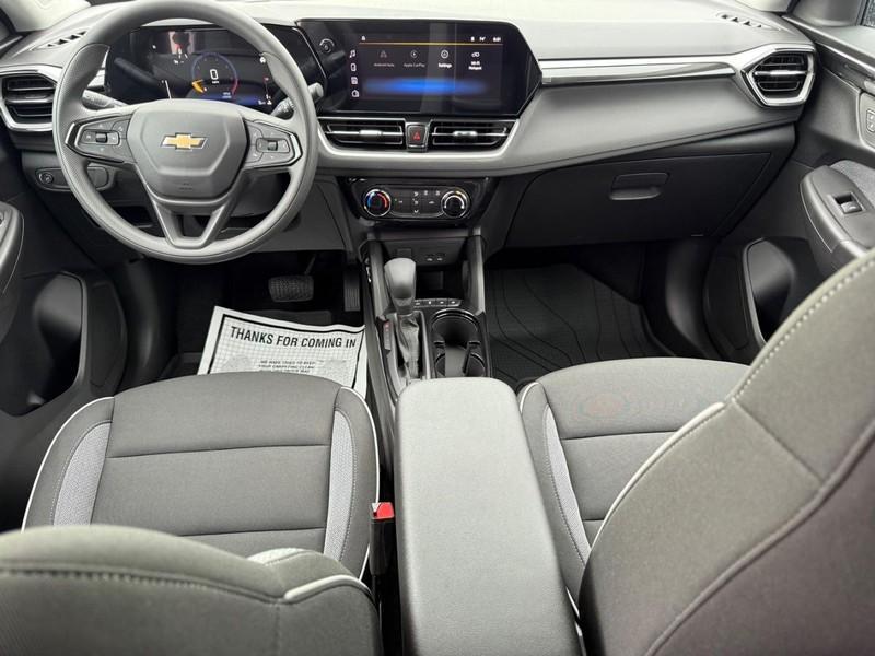 new 2026 Chevrolet TrailBlazer car, priced at $24,700