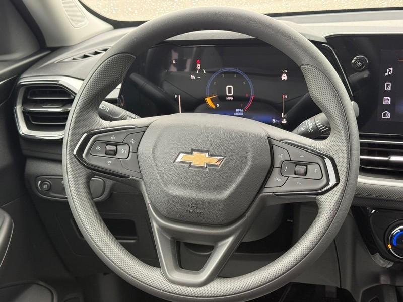 new 2026 Chevrolet TrailBlazer car, priced at $24,700