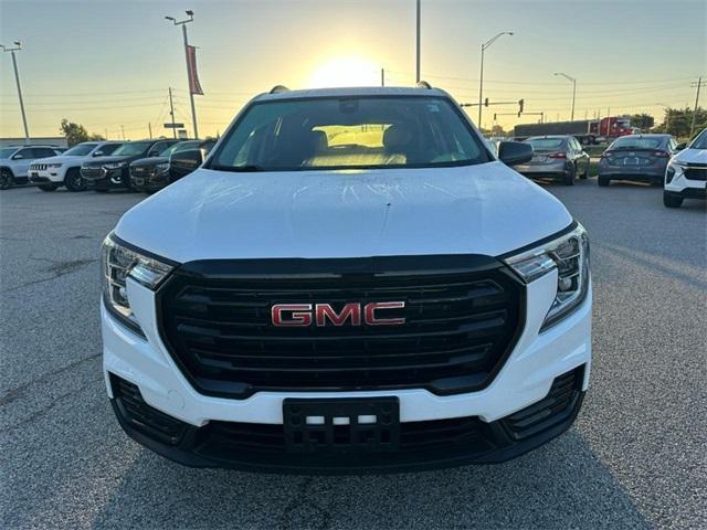 used 2024 GMC Terrain car, priced at $25,000