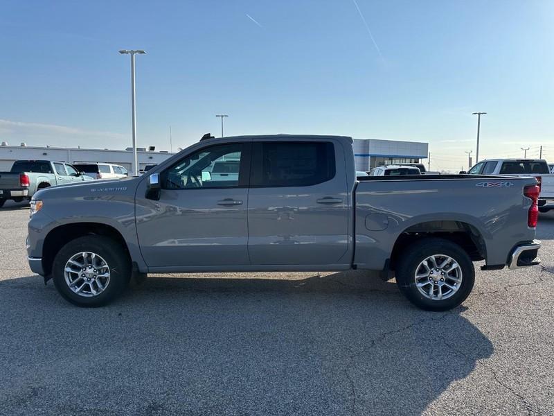 new 2024 Chevrolet Silverado 1500 car, priced at $44,570