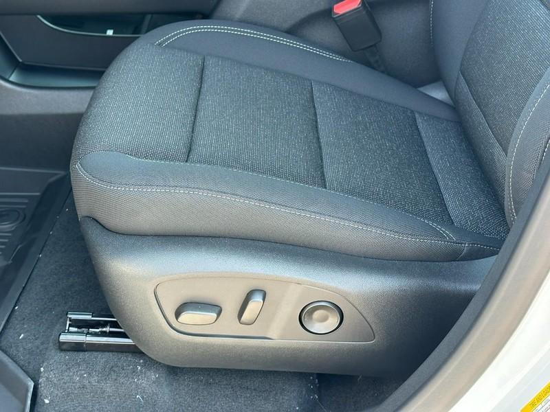 new 2025 Chevrolet Traverse car, priced at $44,995