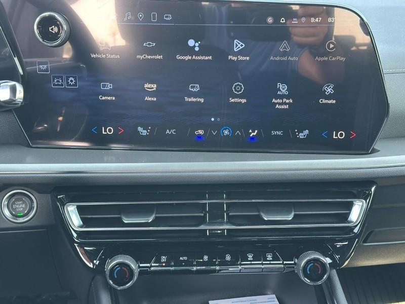 new 2025 Chevrolet Traverse car, priced at $44,995