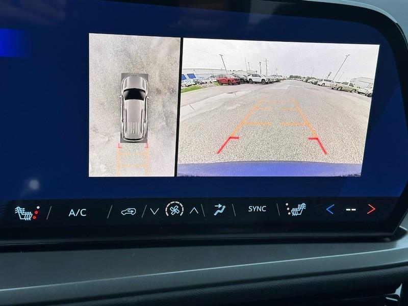 new 2026 Chevrolet Traverse car, priced at $41,630