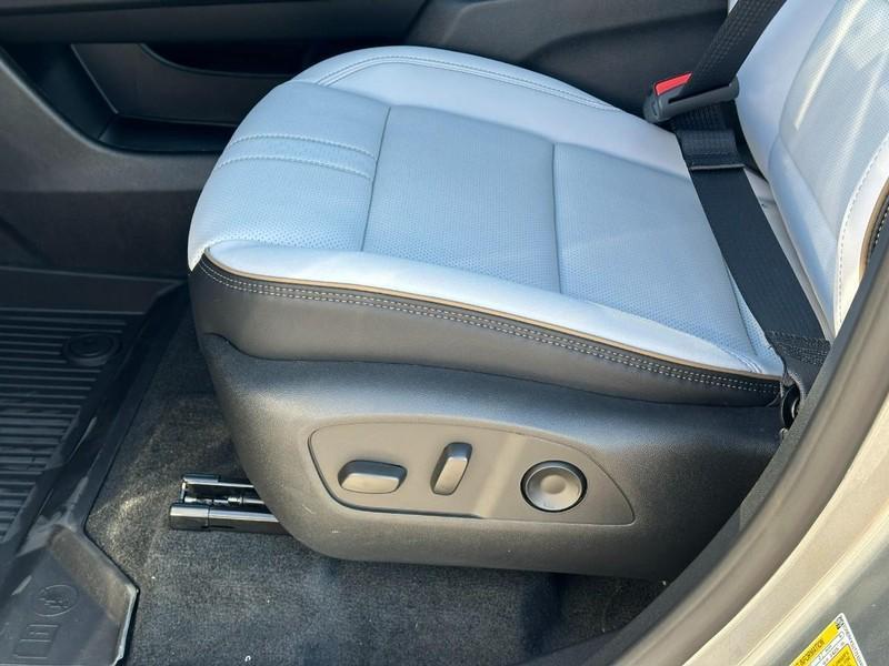 new 2026 Chevrolet Traverse car, priced at $55,170