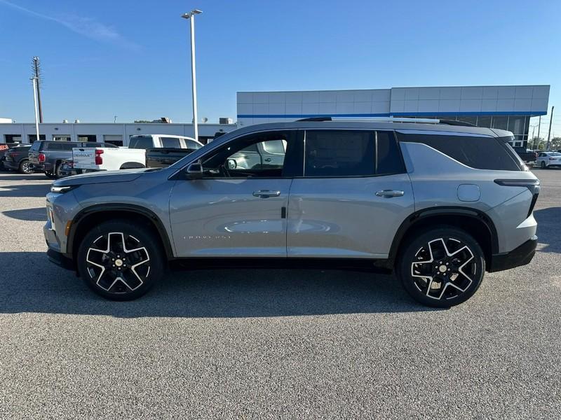 new 2026 Chevrolet Traverse car, priced at $55,170