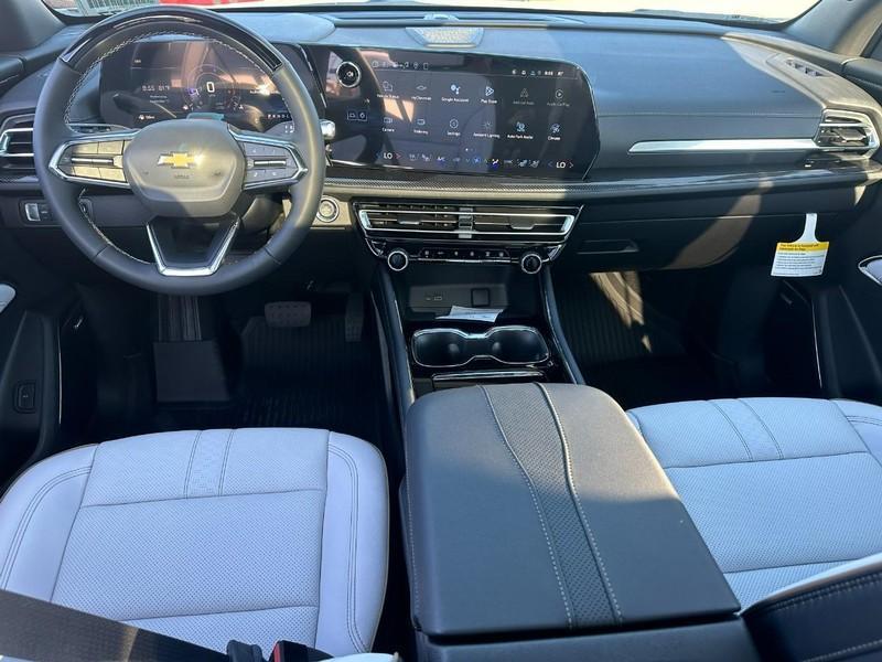 new 2026 Chevrolet Traverse car, priced at $55,170