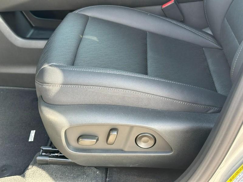 new 2026 Chevrolet Equinox car, priced at $29,545