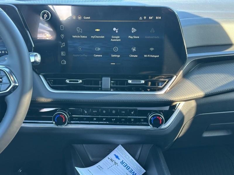 new 2026 Chevrolet Equinox car, priced at $31,900