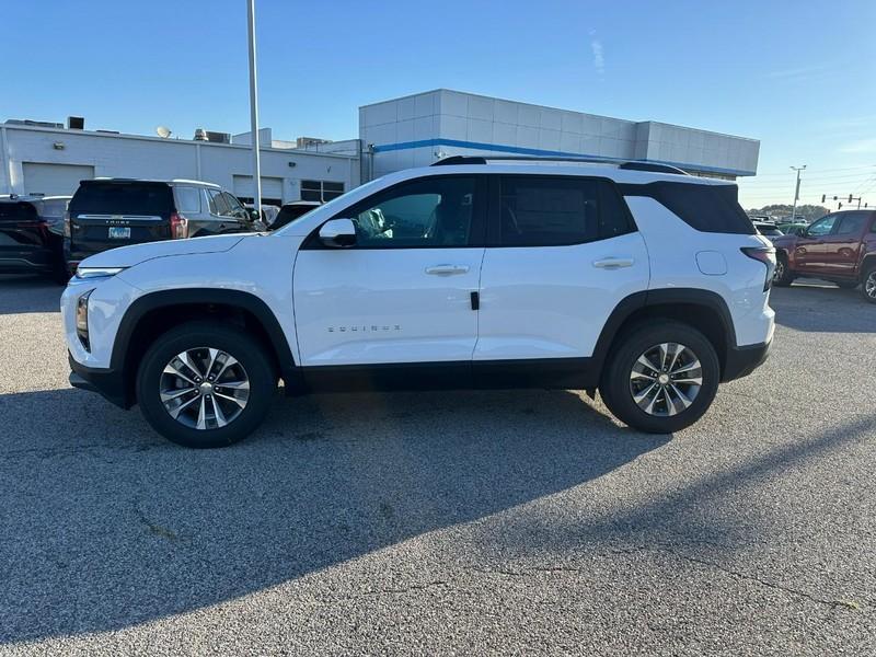 new 2026 Chevrolet Equinox car, priced at $31,900