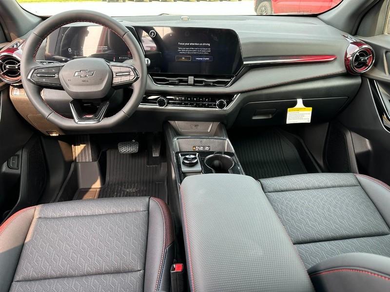 new 2026 Chevrolet Equinox car, priced at $33,890