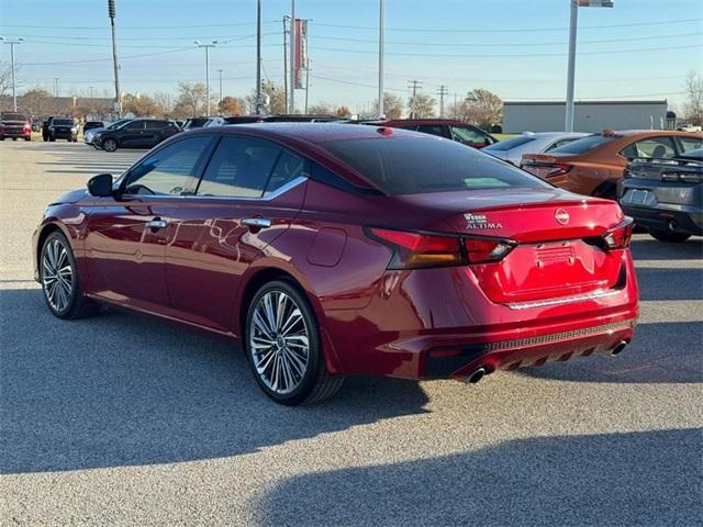 used 2023 Nissan Altima car, priced at $24,665