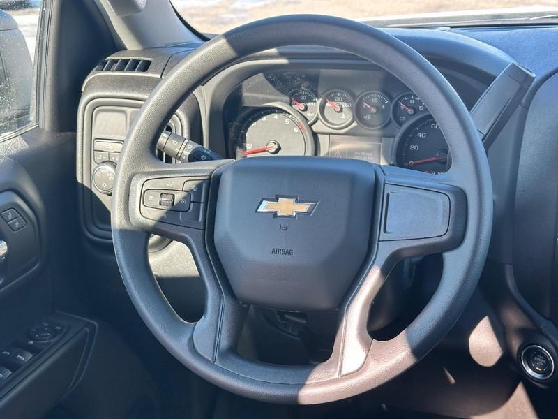 new 2025 Chevrolet Silverado 1500 car, priced at $35,525