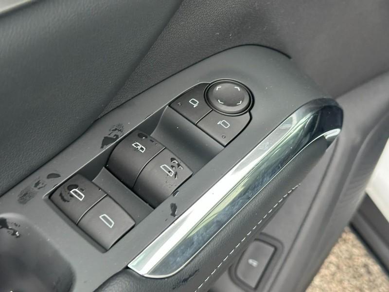 new 2026 Chevrolet Traverse car, priced at $45,095