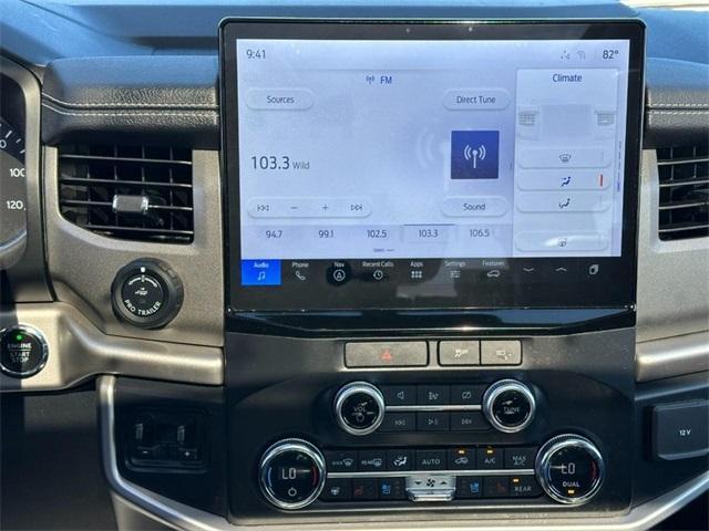 used 2022 Ford Expedition car, priced at $45,555