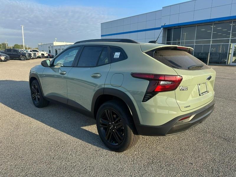 new 2026 Chevrolet Trax car, priced at $27,400